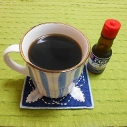 こんにちは♪食後のコーヒーに美味しくいただいたょ❤アーモンドエッセンスあんまり出番がなくて困ってたの！使えるわ～これ風味がいいね！ごちそうさま(*^_^*)